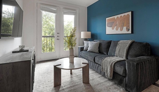 Landing | Spectacular 1BD, Gym, Pool