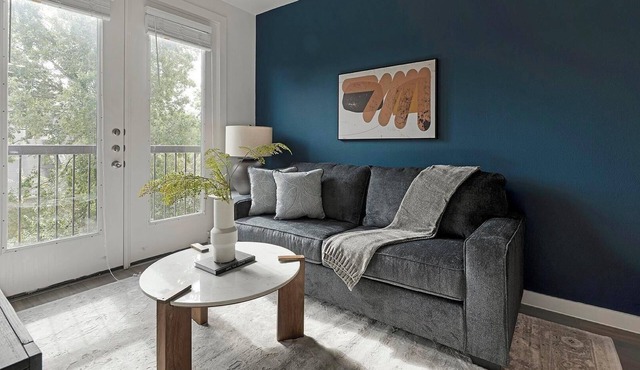 Landing | Spectacular 1BD, Pool, Gym