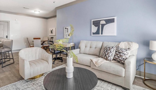 Landing | Spectacular 3BD, Clubhouse