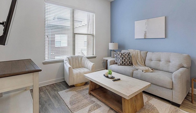 Landing | Spectacular 1BD, Gym, Game Room