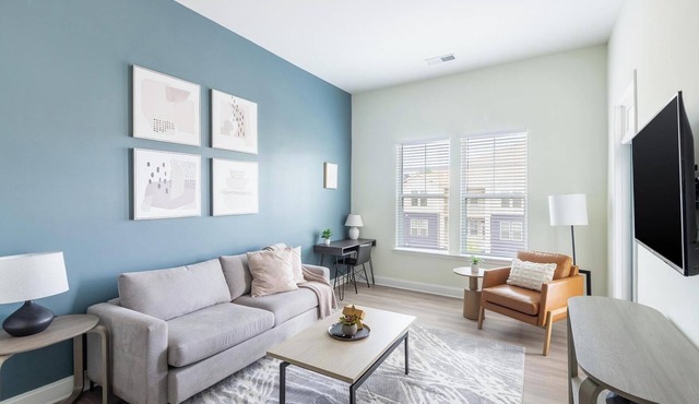 Landing | Stunning 1BD, Gym, Pool
