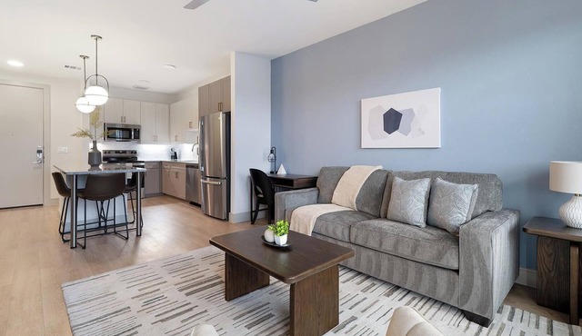 Landing | Stunning 1BD, Pool, Clubhouse