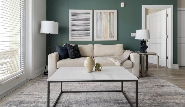 Landing | Stunning 2BD, Gym, Game Room