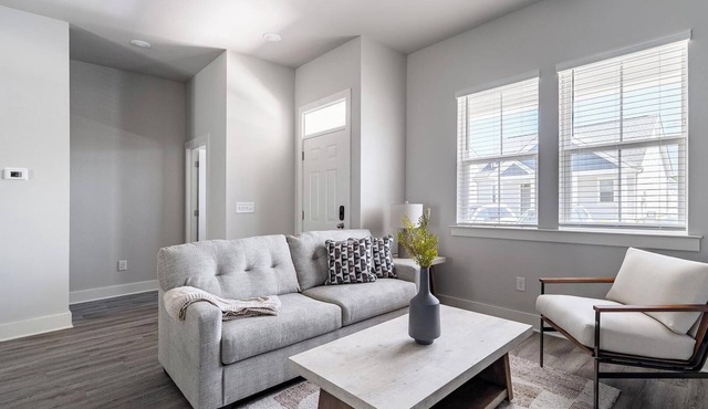 Landing | Stunning 2BD, Gym