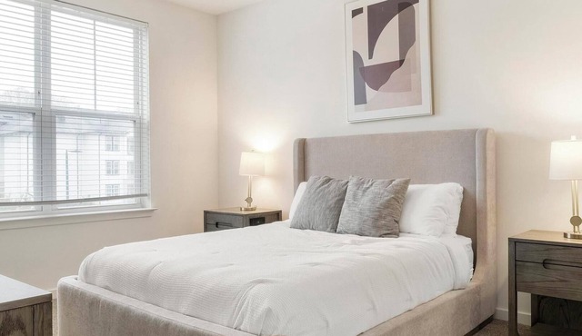 Landing | Stunning 2BD, Yoga Studio, Gym