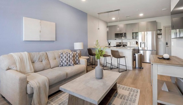 Landing | Stylish 1BD, Game Room, Clubhouse