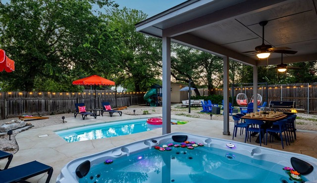 Lone Star Luau - Pool, Spa, Billiard & Sport Court