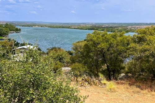 Lovely 2-Story Home with Upper & Lower Decks, Gorgeous Lake & Hill Country Views