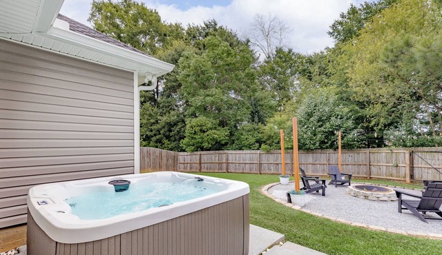 Luxe Family Retreat | Near Robins AFB + I-75