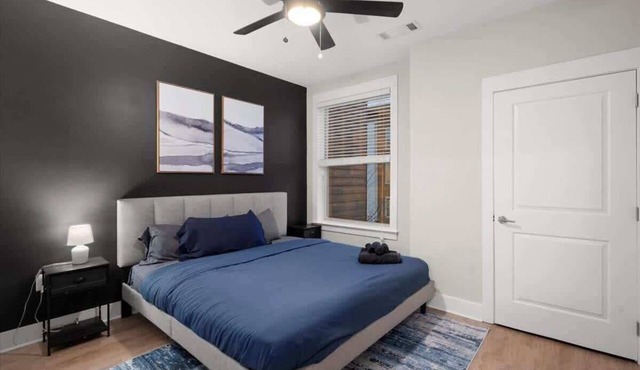 Luxe King 2BR Suite in Waverly Charlotte!