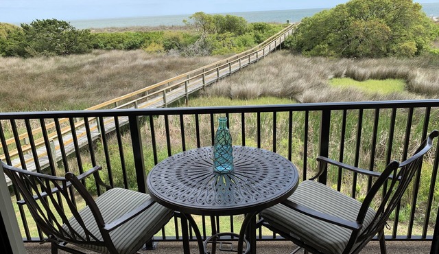 Luxury Direct Ocean Front View Condo! Also see #4608714-next door.HHI STR#058052