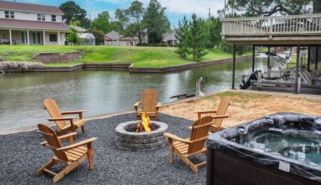 Luxury Family Retreat Water Views