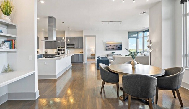 Luxury Living | Tysons | High Rise | Scenic Views