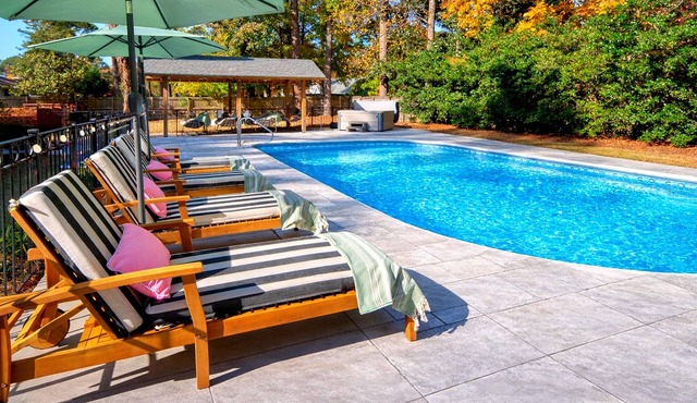 Luxury stay w/Hot Tub, Pool, Game Room & Speakeasy near Fort Bragg