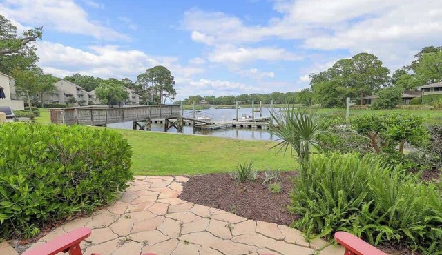 Luxury Waterfront Villa w/Dock on Hilton Head