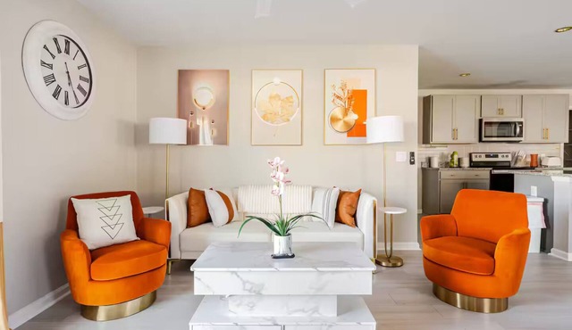 Madisyn’s Manor - Luxe Comfort + Style Pet Friendly & Amazing Pools