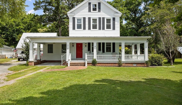 Magnolia Manor