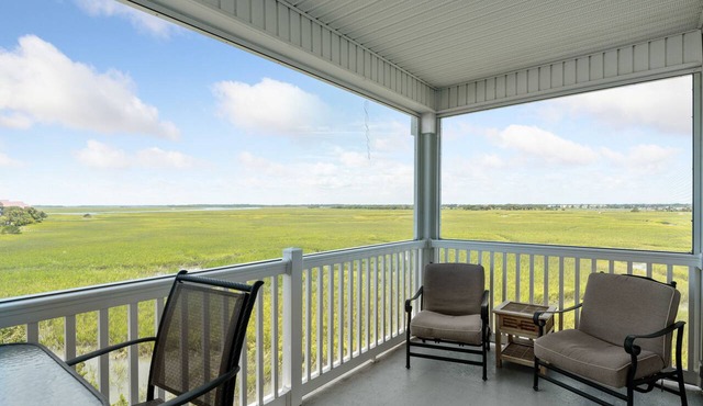 Marshwinds 2O! River View Condo with Community Pool - Elevator Access