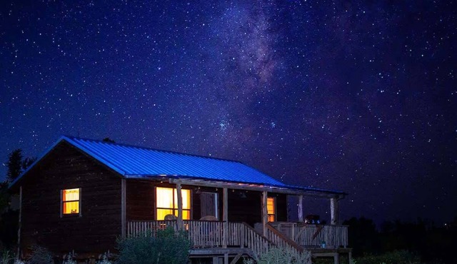 Mesquite Cabin Peaceful Hill Country Views!