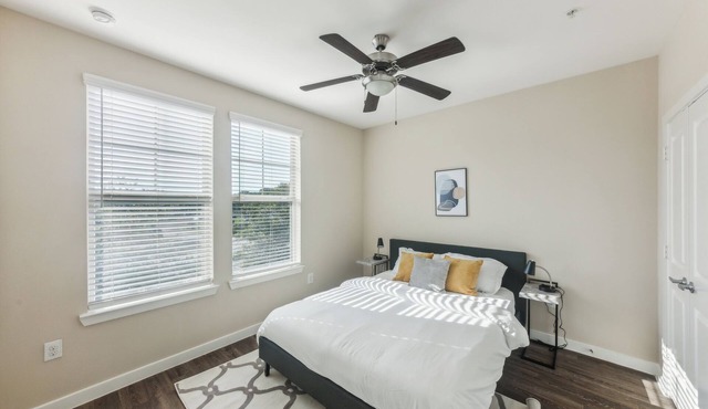 Modern Design I 2bd/2bth I Properties by Preston
