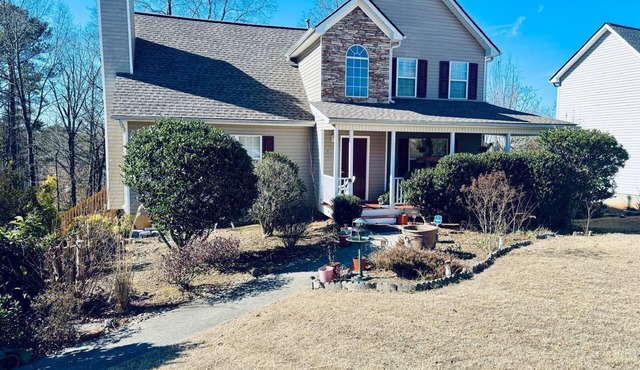 Modern Private Bungalow Near Six Flags