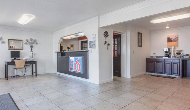 Motel 6 Hope, AR
