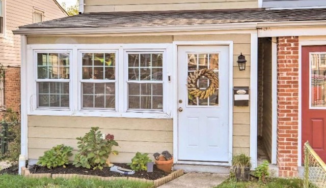 New! Cozy Chateau in NE DC - 6 Miles to Monuments!