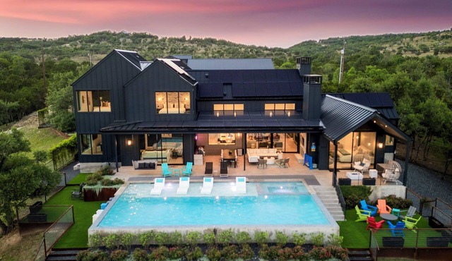 NEW|Luxe Estate|Pond|Pool|Pickleball|Animals|22PPL