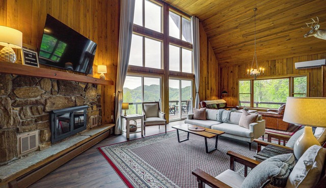 Newly Renovated Mountaintop Escape in Burnsville