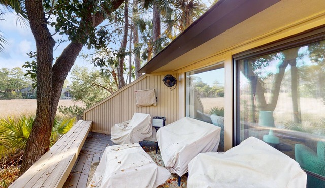 Newly updated condo with golf views, firepit, pool, & bikes - smart TVs, W/D, AC