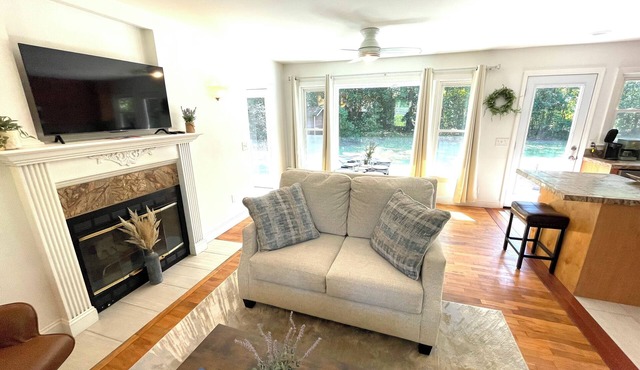 Ocean Breeze Bungalow Beaches Trails Golf all within 10 min or less.