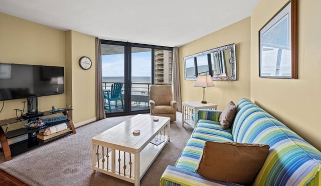 Ocean Creek North Tower H7 - Oceanfront 3 BR Condo