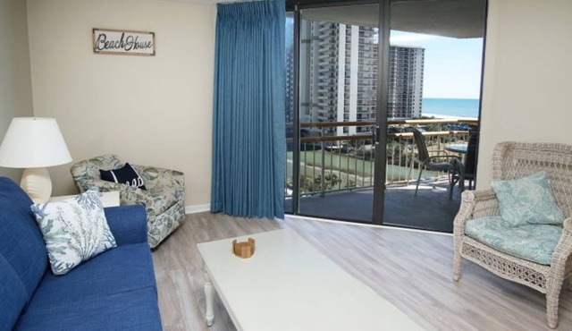 Ocean Creek South DD7-3BR/2BA Oceanfront Condo in Windy Hill