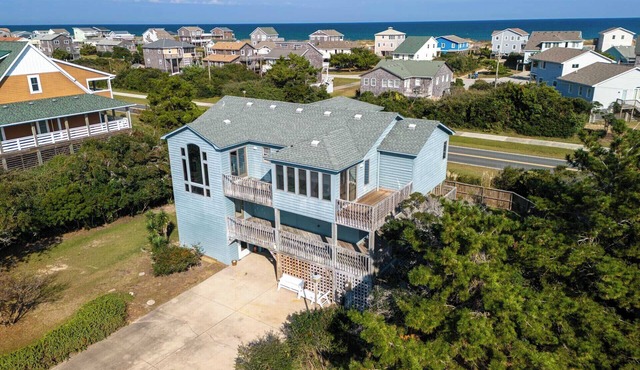 OCEAN VIEWS-DOG FRIENDLY- PRIVATE POOL - HOT TUB - 2 MINUTE WALK TO BEACH