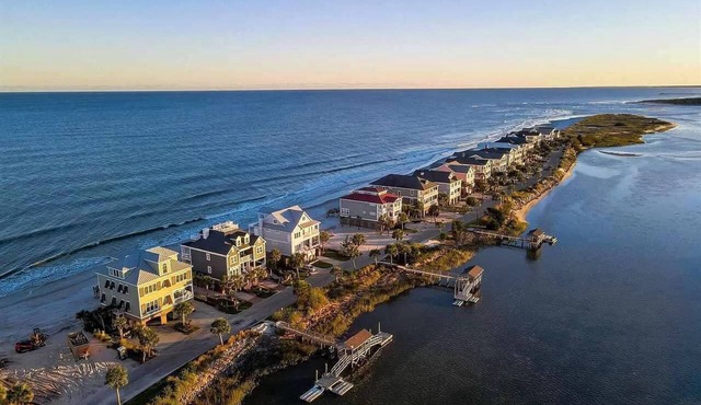 Oceanfront Home on Peninsula-elevator-creekside-2 pools-Litchfield Beach