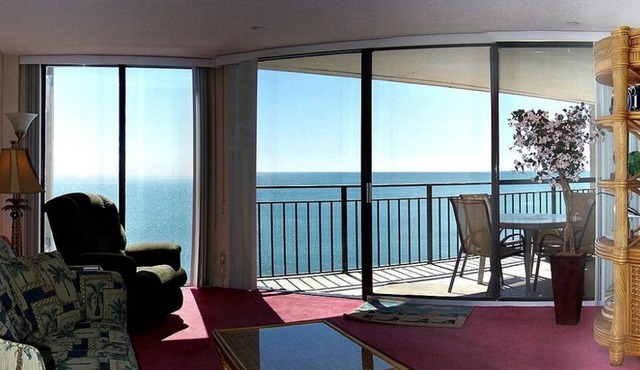 Oceanfront Surfmaster 810! 8th Flr Views, Pools, Hot Tubs & Free Parking Passes