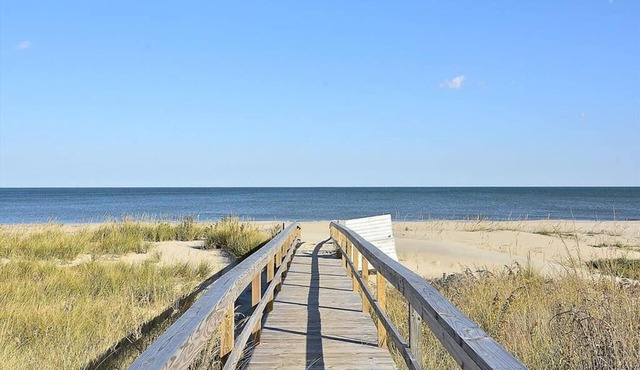 Oceanfront Stay in North Bethany Beach w/Elevator