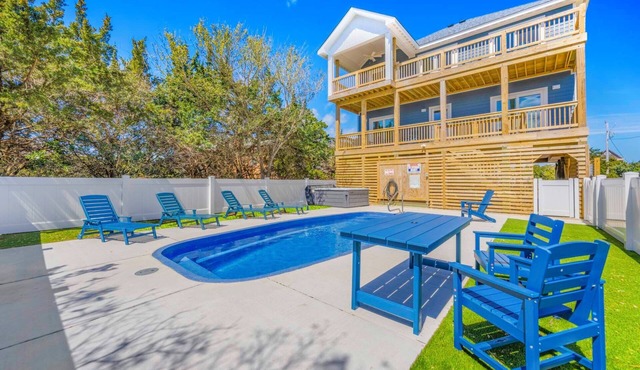 Oceanside, Dog Friendly Home with Private Pool and Hot Tub