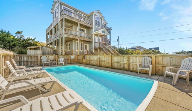 Oceanside, Dog Friendly Home in Rodanthe with Pool and Hot Tub