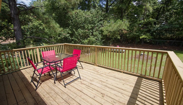 Opuluxe Enjoy Fayetteville's Unit 1 Hidden Gem!