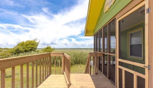 Overlook the Intracoastal and walk to the beach!