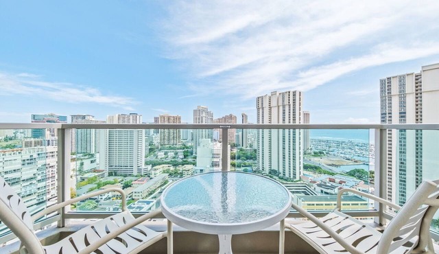 Partial Ocean View Studio w/Balcony