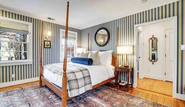 Patrick Manor - 99 Walk Score!