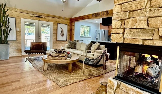 Pendleton Lodge | Bring Your Boat | Near Lake Conroe