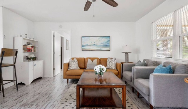 Pet-Friendly Cottage by the Beach