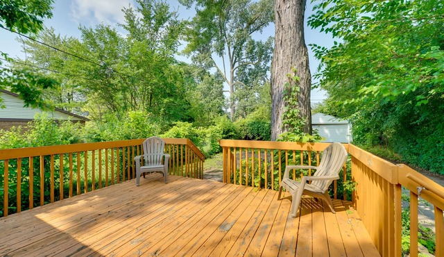 Pet-Friendly Dearborn Home < 2 Mi to Downtown!