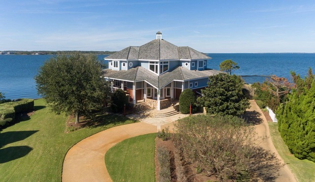 Point Break 6 Bedroom home at Pirate's Cove