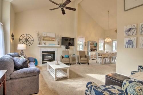 Pool Access, Deck & Grill: Ocean Pines Getaway