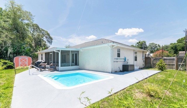 Pool & Grill 3BR Escape – St. Augustine Retreat