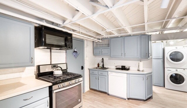 Practical Apartment #334